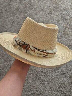 Women's Straw Hat in Natural Tan with Black Trim